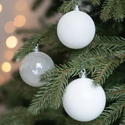 12 Kunststof Kerstballen Wit Mix 7 Cm