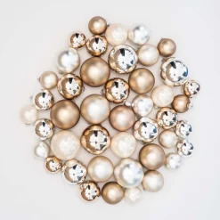 44 Mix & Match Kerstballen 'Cosy Mix' In Koffer