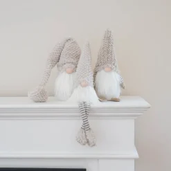 Gnoom | Taupe | Stof | 32cm