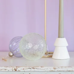 Grote Handgemaakte Eucalyptus Kerstbal Met Spikkels