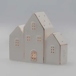 Huizenrij Met Led | Porselein | 13cm Hoog | Wit