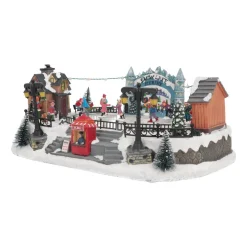 Kerstdorp Schaatsbaan | 8 Bewegende Schaatsers | Led-verlichting | Muziek | 42cm Breed