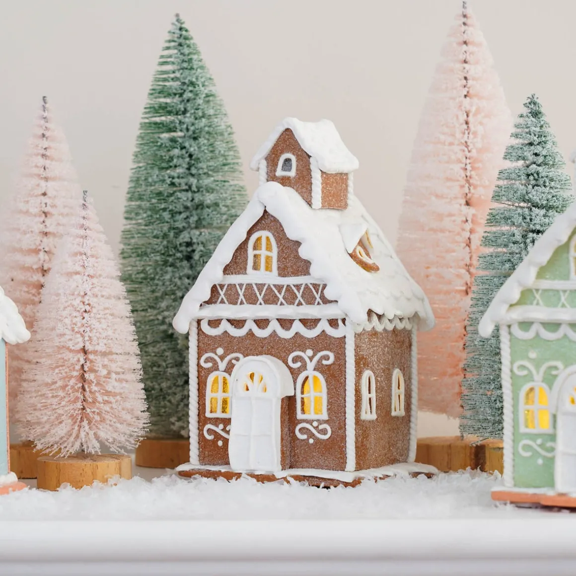 Koekhuisje Van Klei | Lichtbruin | Led | Handgemaakt | 19cm Hoog