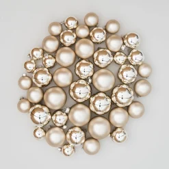 Luxe Lichtgouden Kerstballenset 44 Stuks In Handige Box