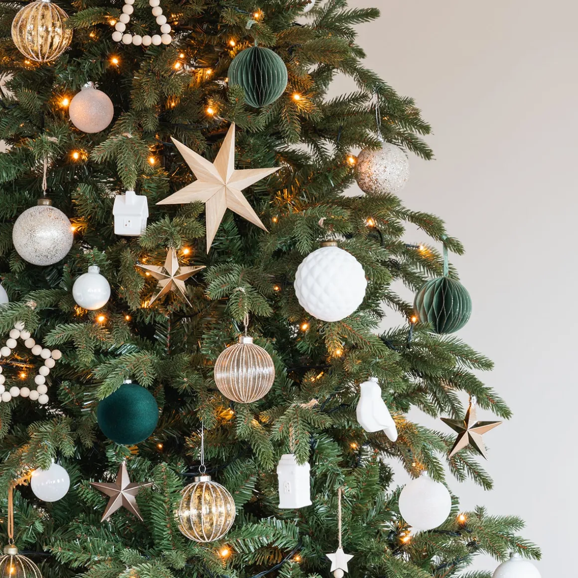 Papieren Kerstster Met Realistische Houtnerf