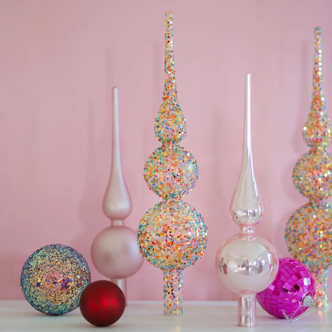 Sprankelende Glazen Piek Met Multicolor Pailletten