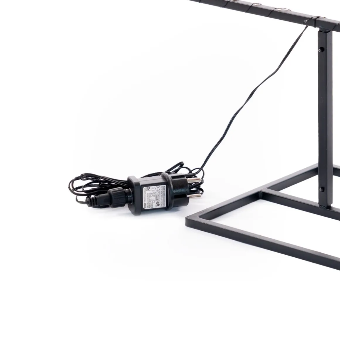 Zwarte Metalen Kerstboom Met LED-verlichting